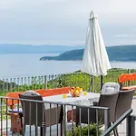 Apartman With Parking Space Brsec, Opatija - 7796 *