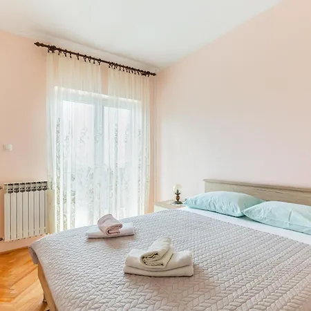 Apartment With A Parking Space Brsec, Opatija - 7796