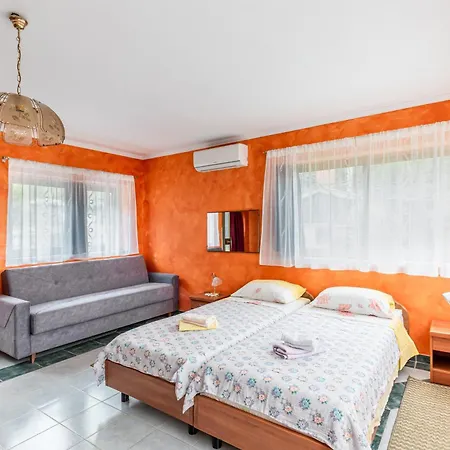 With Parking Space Brsec, Opatija - 7796 Apartment *