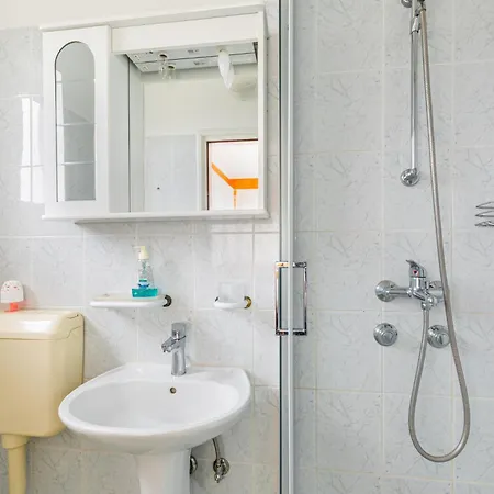 With Parking Space Brsec, Opatija - 7796 Διαμέρισμα Martina