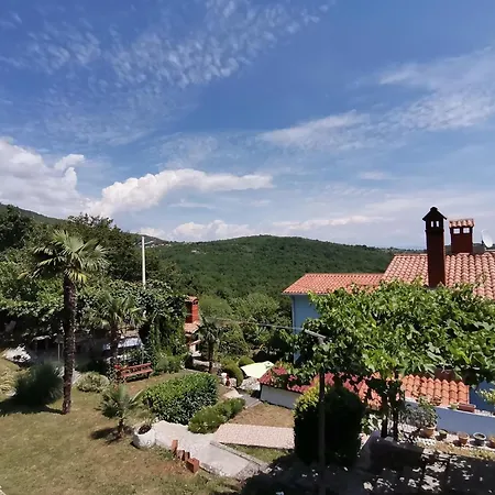 Διαμέρισμα With Parking Space Brsec, Opatija - 7796 Martina