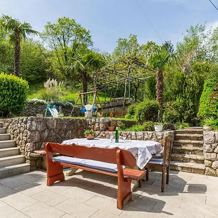 Apartamento With Parking Space Brsec, Opatija - 7796
