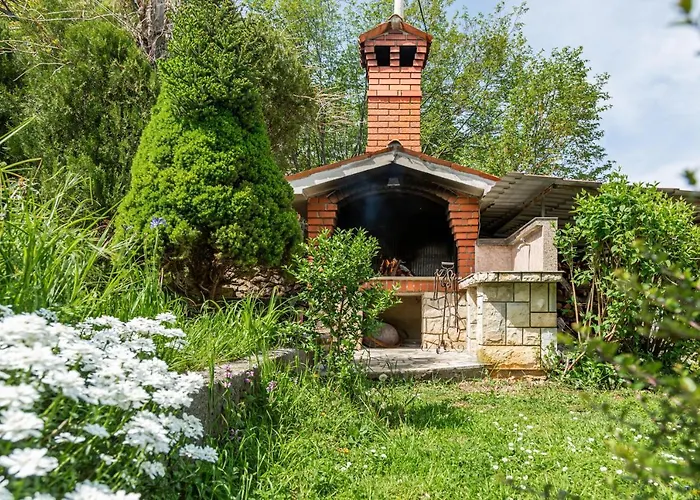 With Parking Space Brsec, Opatija - 7796 Apartament